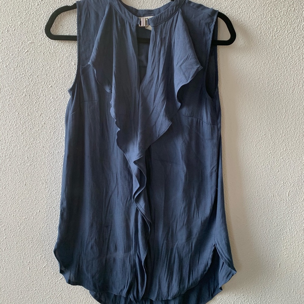 H&M Sleeveless blue blouse